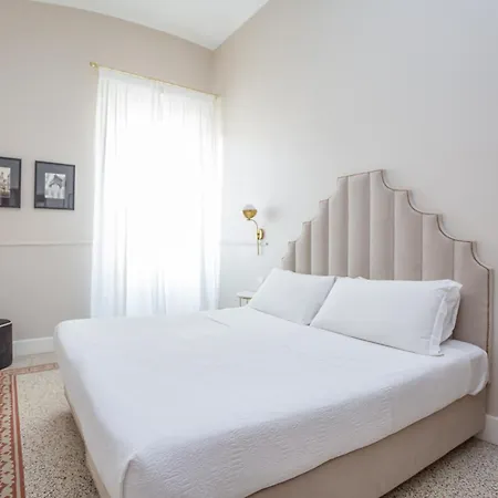 Casa de hóspedes Daplace - La Mongolfiera In Navona 4*