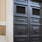 Daplace - La Mongolfiera In Navona Gæstehus Rom