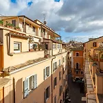 Daplace - La Mongolfiera In Navona Gæstehus