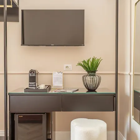 Daplace - La Mongolfiera In Navona Guest house