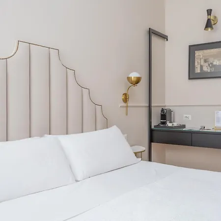 Daplace - La Mongolfiera In Navona 4*