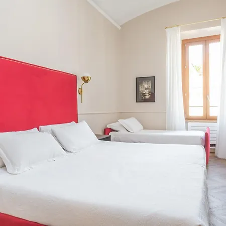Daplace - La Mongolfiera In Navona Guest house