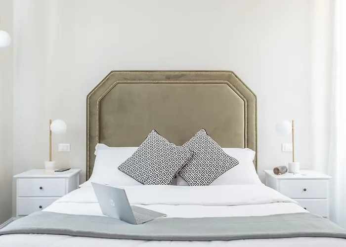 Daplace - La Mongolfiera In Navona Roma