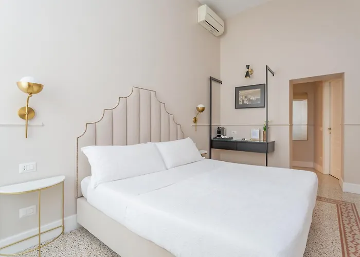 Daplace - La Mongolfiera In Navona Roma